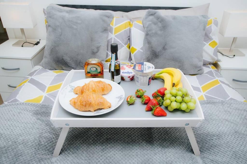 Mills Apartment - Two Bedroom En-Suite Apartment Нортхемптон Экстерьер фото